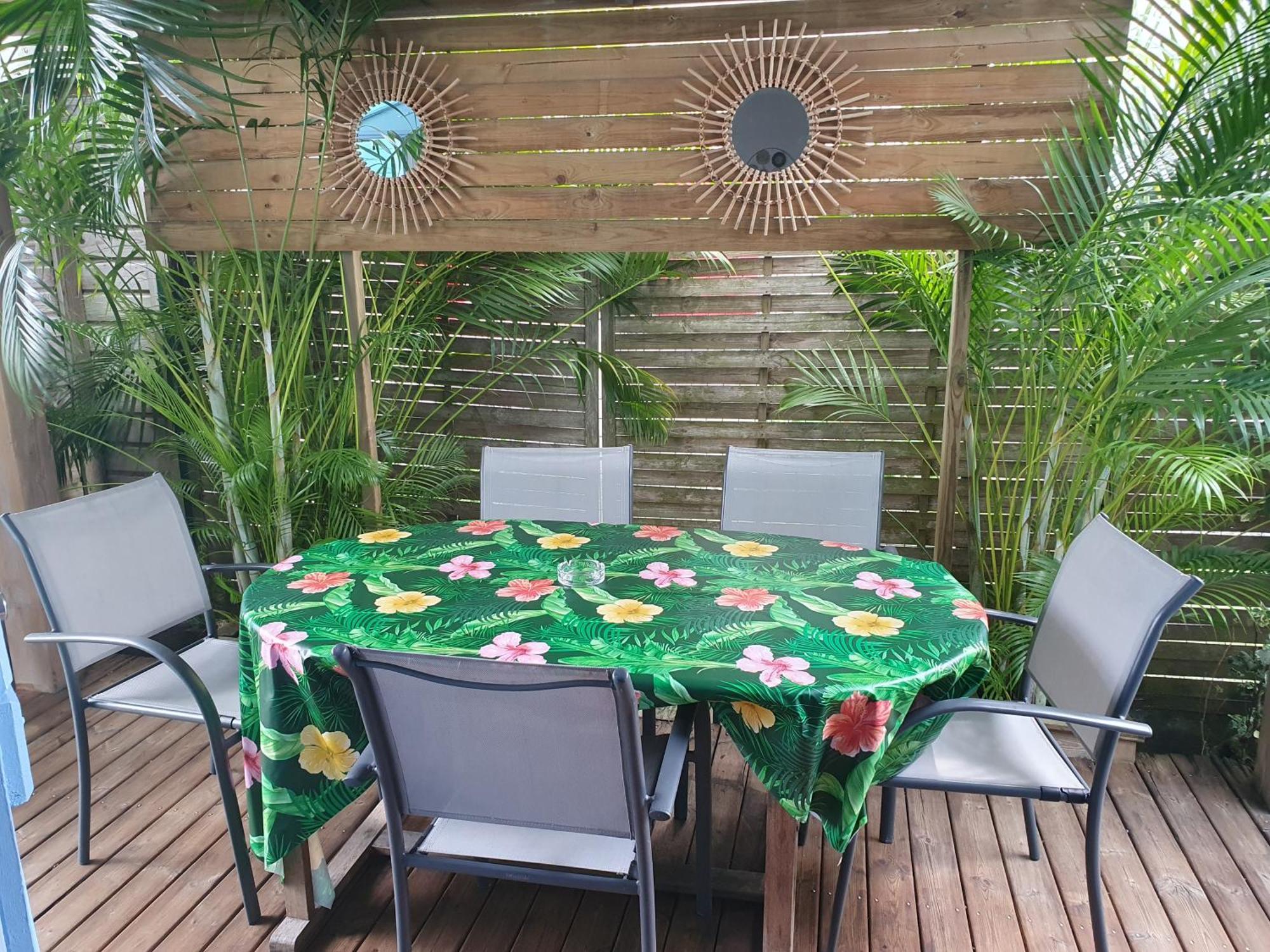 סנט-אן Bungalows Malueva 1 Chambre Et 1 Mezzanine A 5Min De La Plage De La Caravelle מראה חיצוני תמונה