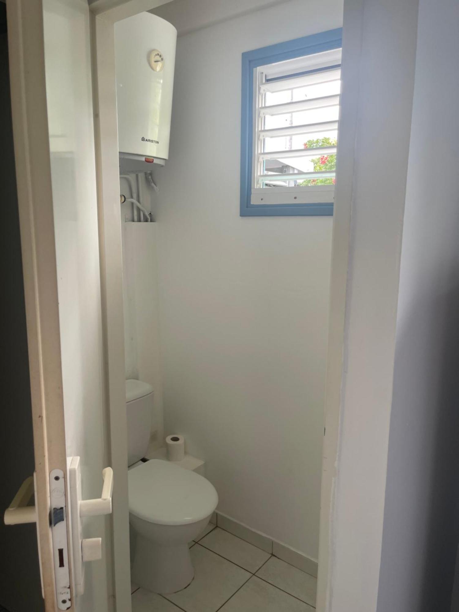 סנט-אן Bungalows Malueva 1 Chambre Et 1 Mezzanine A 5Min De La Plage De La Caravelle מראה חיצוני תמונה